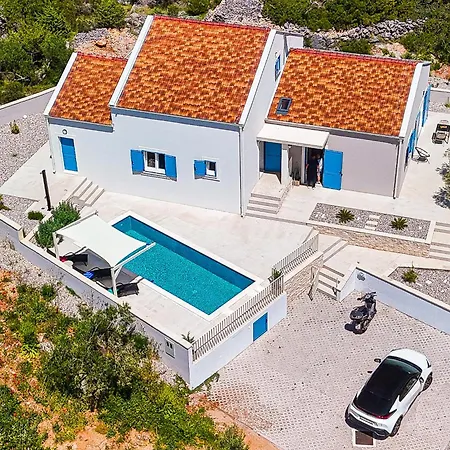 Holiday home Modern Pool - Casa Brava Sole - Pitve, Hvar