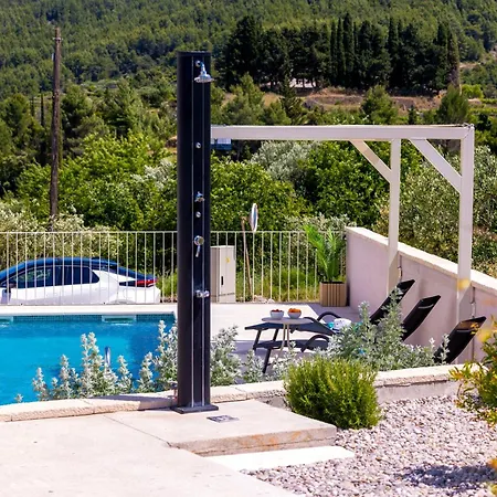 Holiday home Modern Pool - Casa Brava Sole - Pitve, Hvar