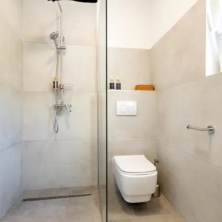 Holiday home Modern Pool - Casa Brava Sole - Pitve, Hvar